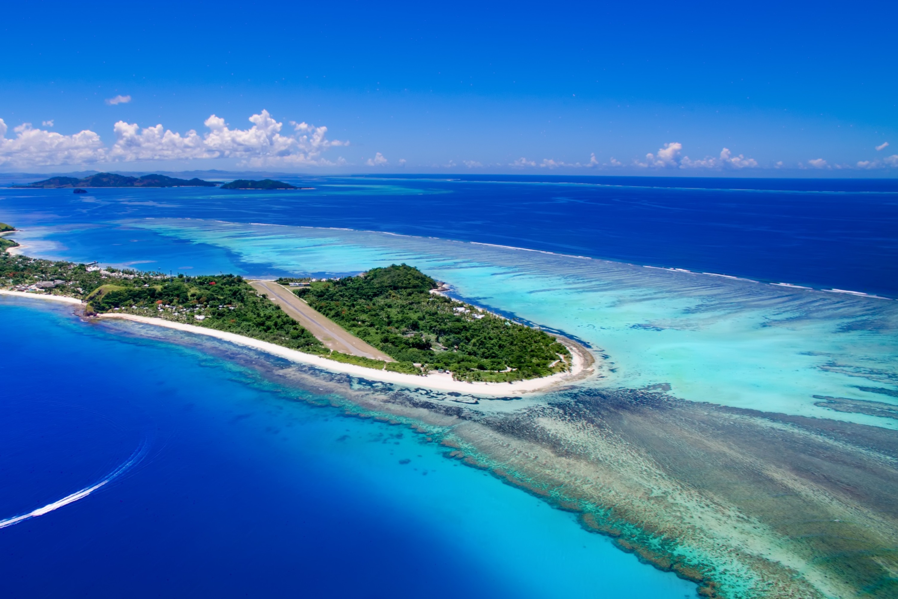 斐濟馬納島遊船之旅