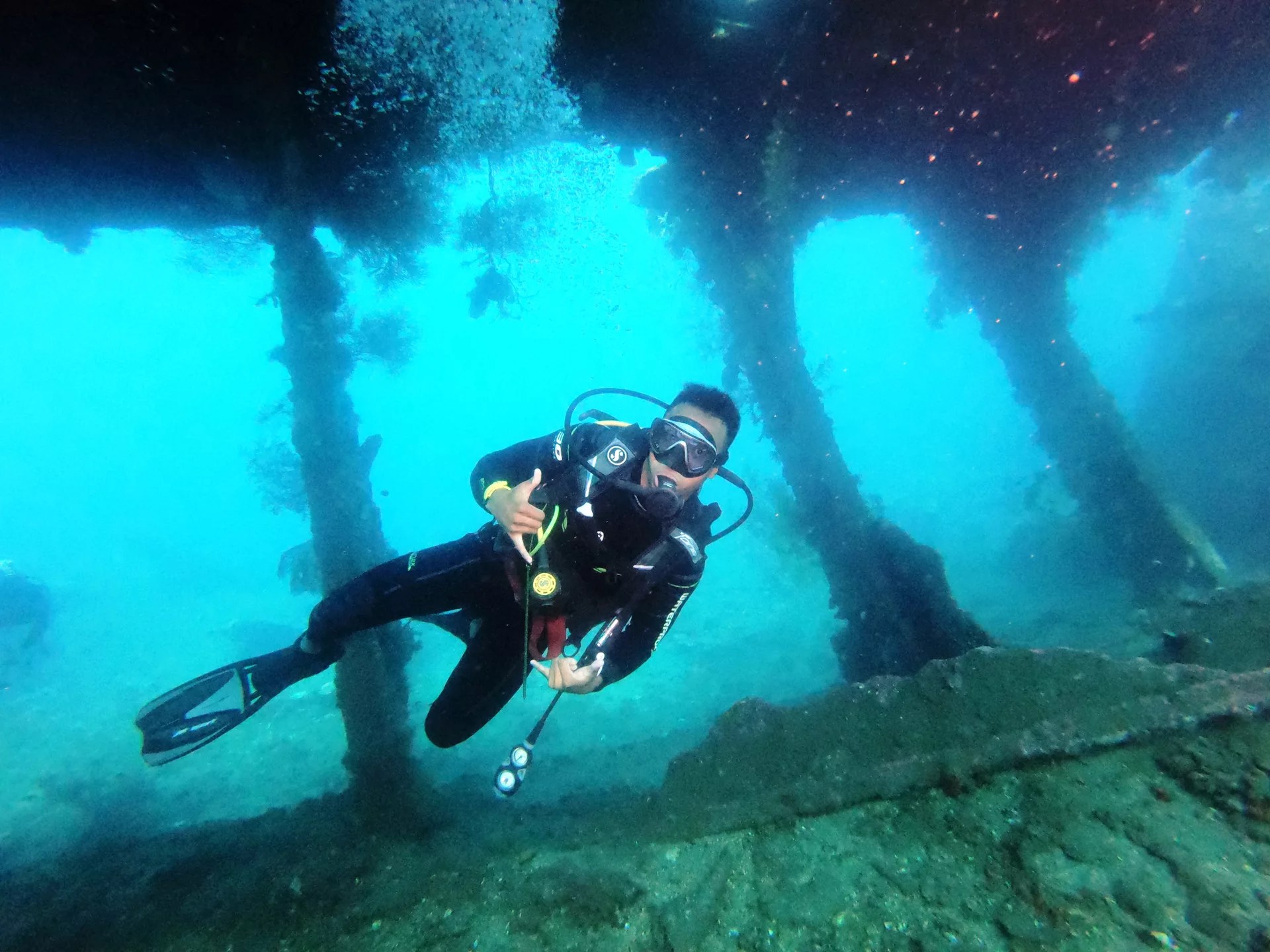 八丹拜潛水體驗（PADI五星級潛水中心）