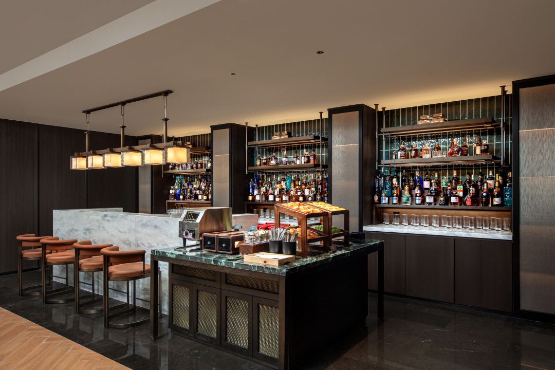 bar