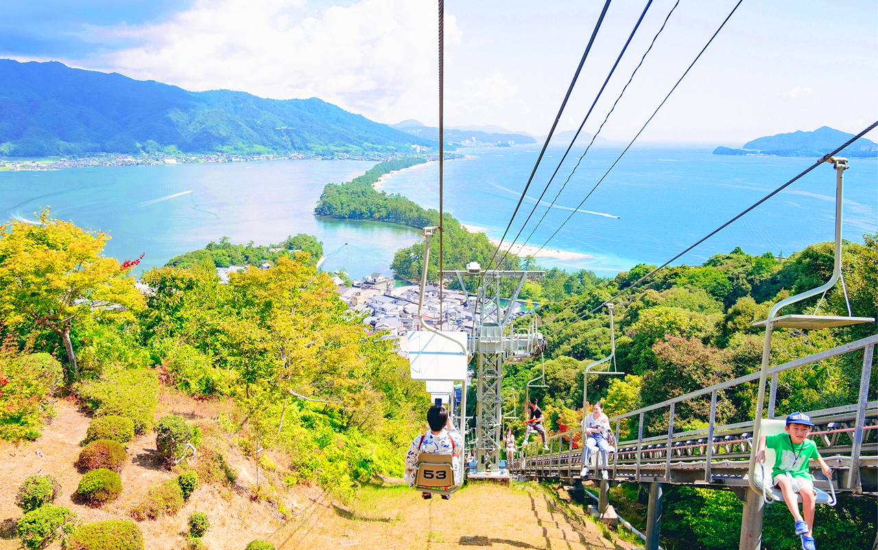 [Secret Place in Kyoto] Amanohashidate Spectacular View + Ine Funaya Fishing Port + Funaya Day + Miyama Gassho Village Thatched House Tour (Depart from Osaka)