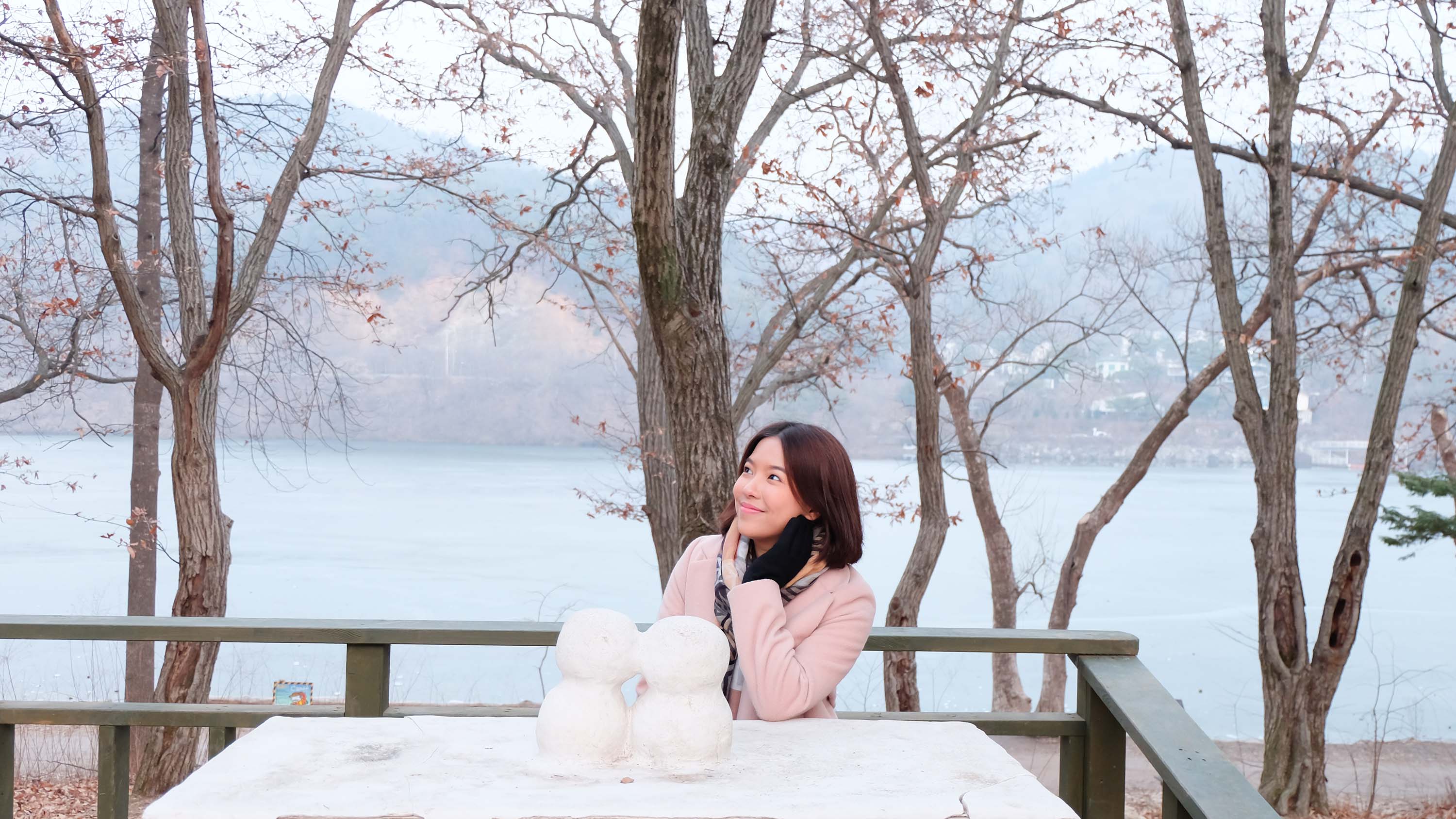 堆雪人、漫步在白雪皚皚的樹林中，盡情享受南怡島的寧靜魅力！