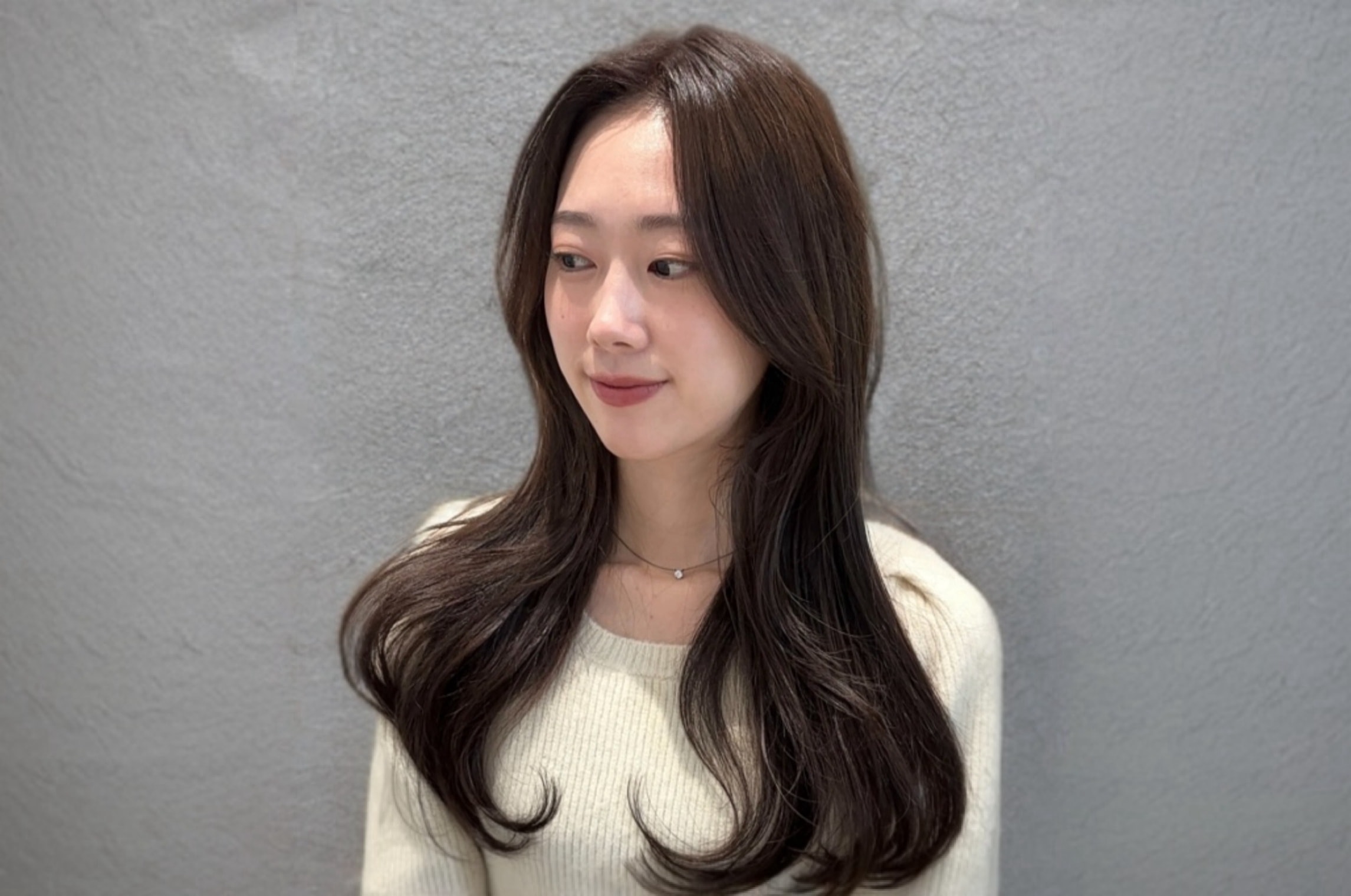 K-Beauty hair styling  experience at Mercdi salon in Seoul Seong-su