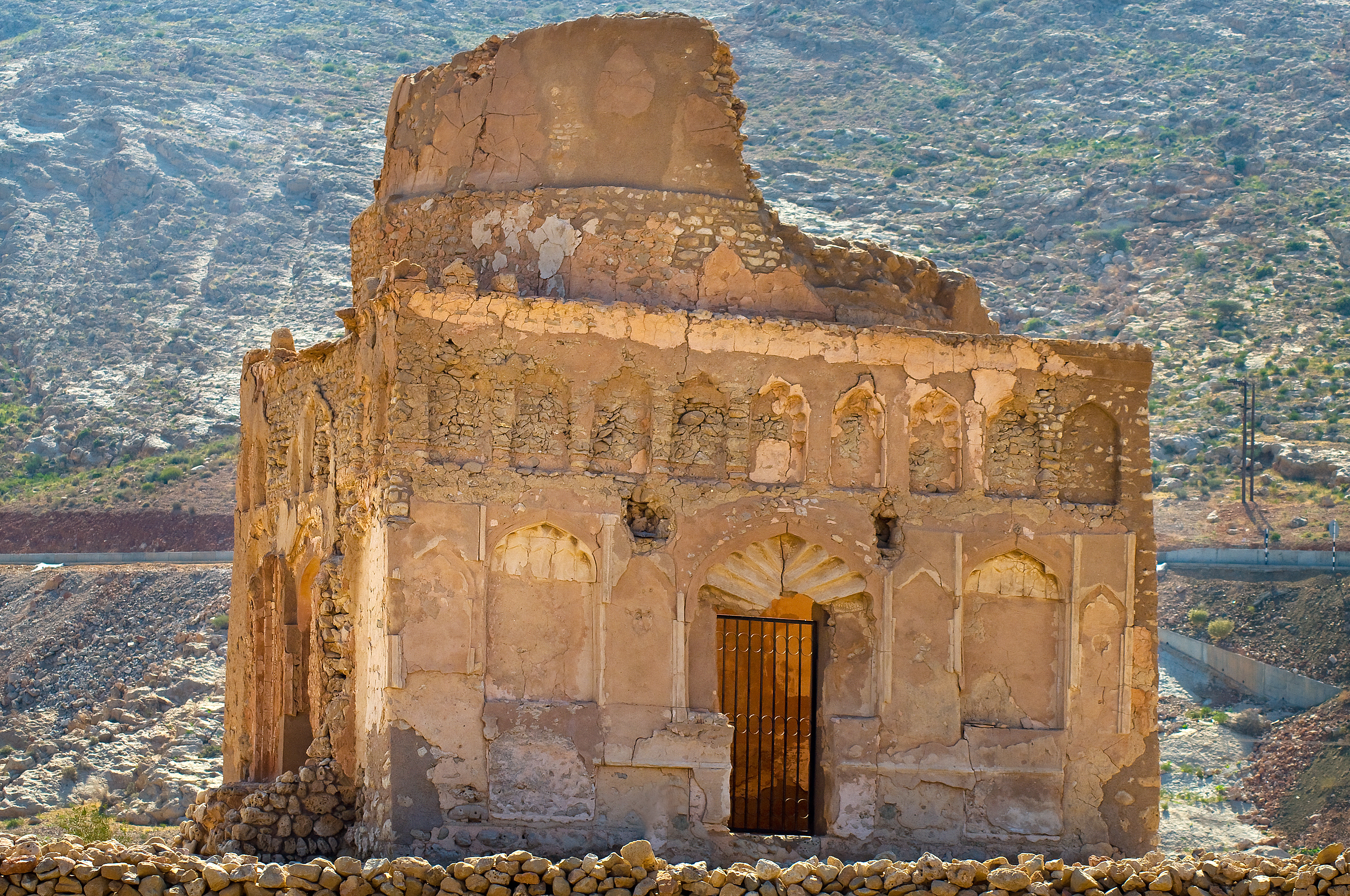 wadi shab off road tour 