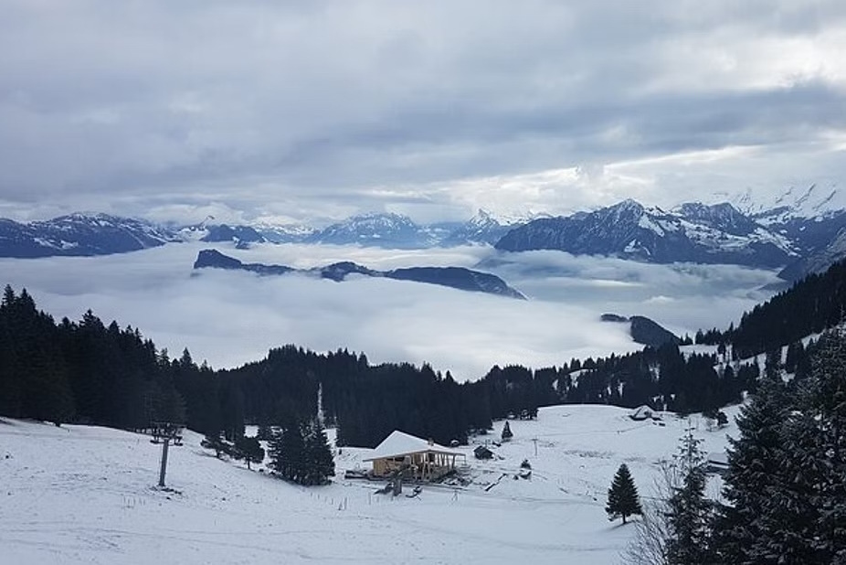 Mt.Pilatus Cableway and 1-Hour Lake Cruise Tour (Winter Edition)