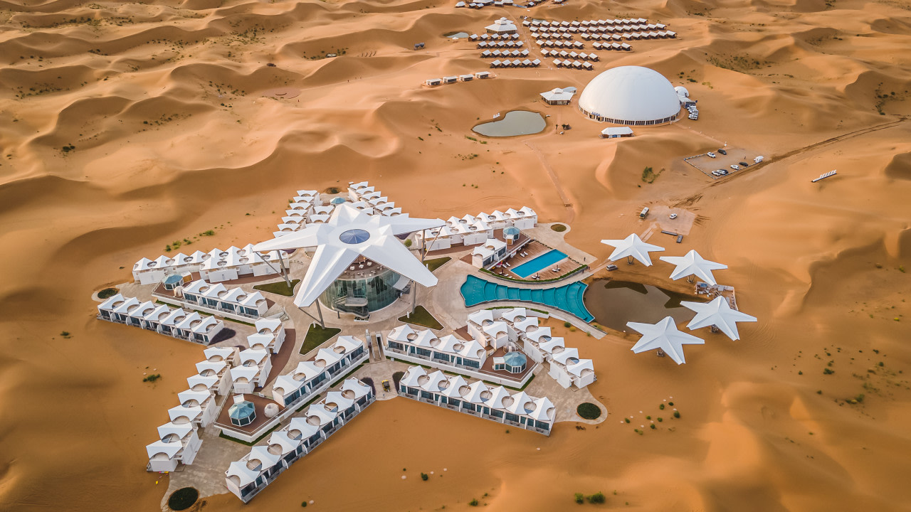 Wild Luxury Retreat | Ningxia Zhongwei Desert Star Hotel/Tengol Desert Resort + Yellow River Homestay Private Tour 5 Days 4 Nights