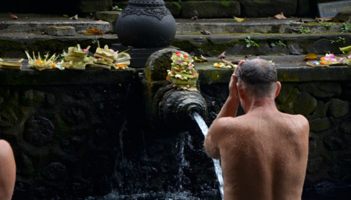 巴厘島聖泉寺（Tirta Empul Holy Water Temple）身心洗禮 & 烏布探索之旅