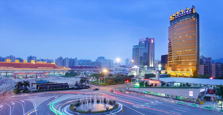Nearby hotels