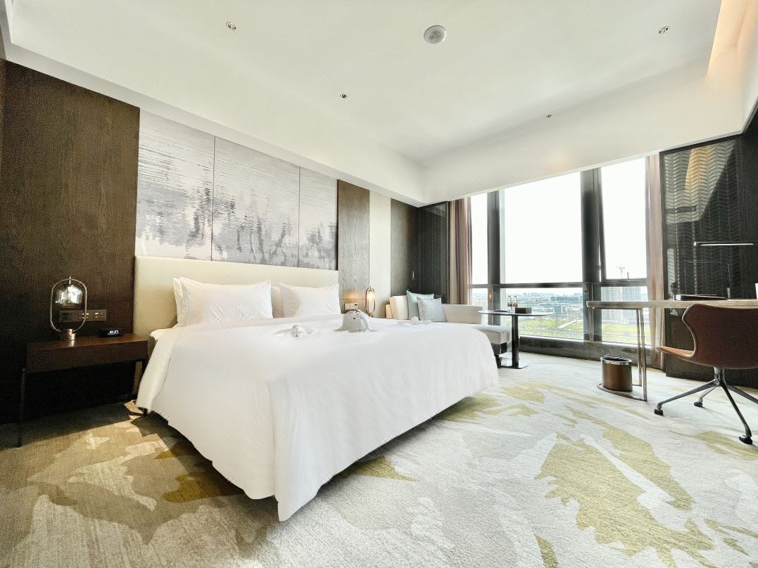 Foshan White Swan Caiyi Hotel Accommodation Package