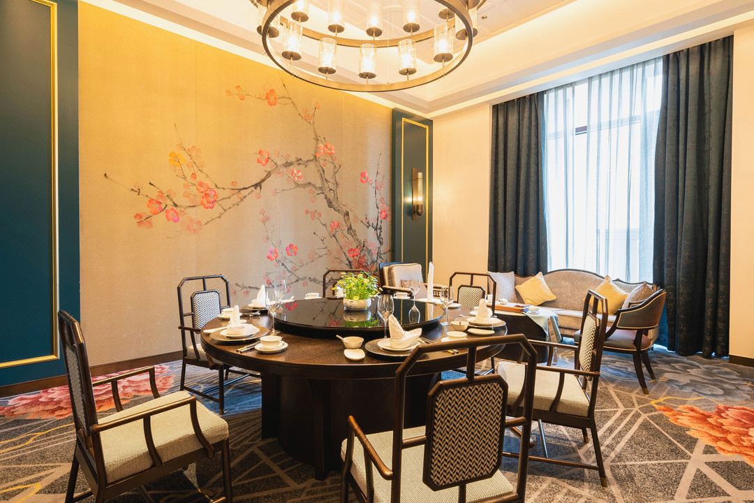 Guangzhou Shibaige Grand View Hotel