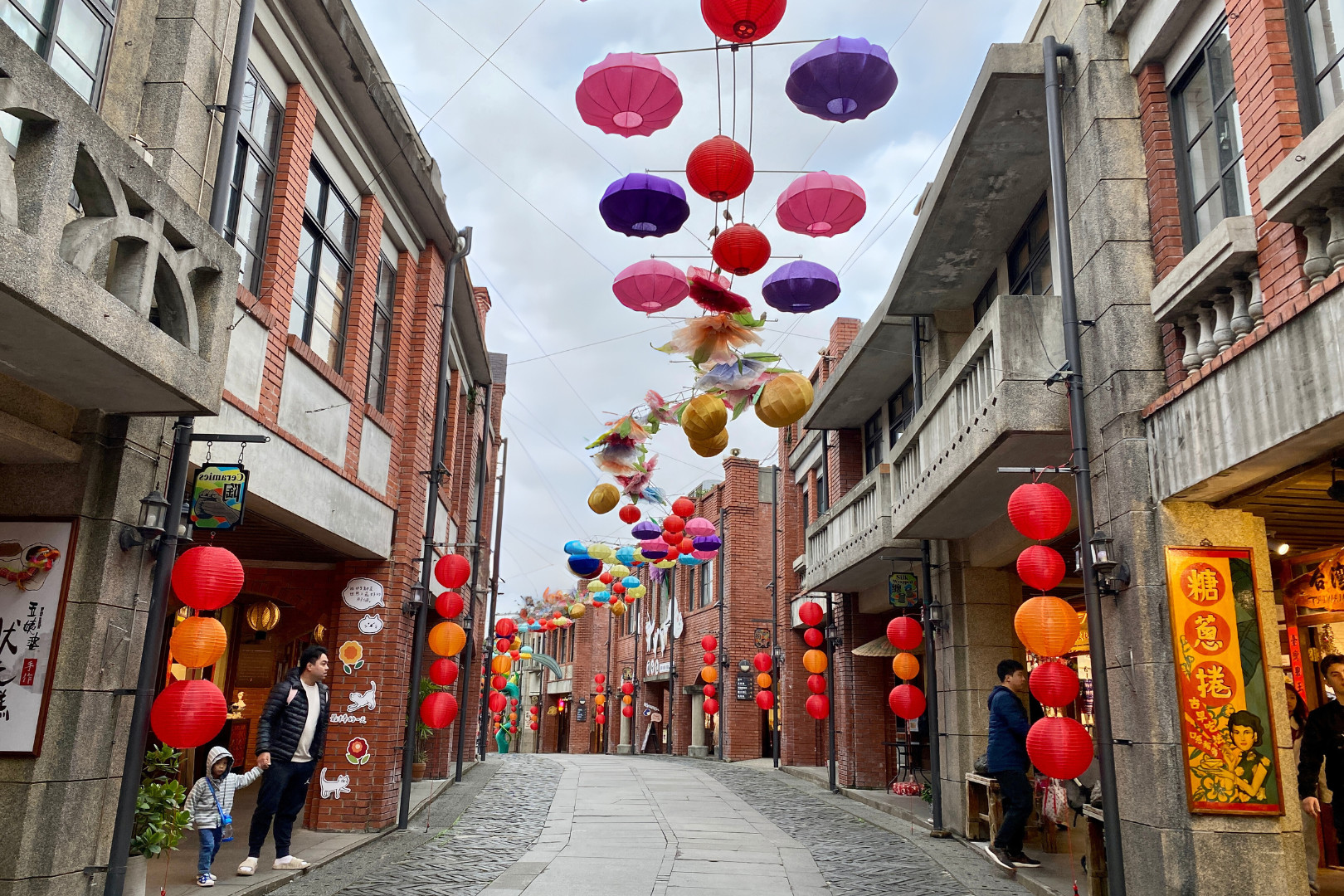 Yilan：Qipao Experence & Lanyang Museum & Hot Spring Park Day Tour