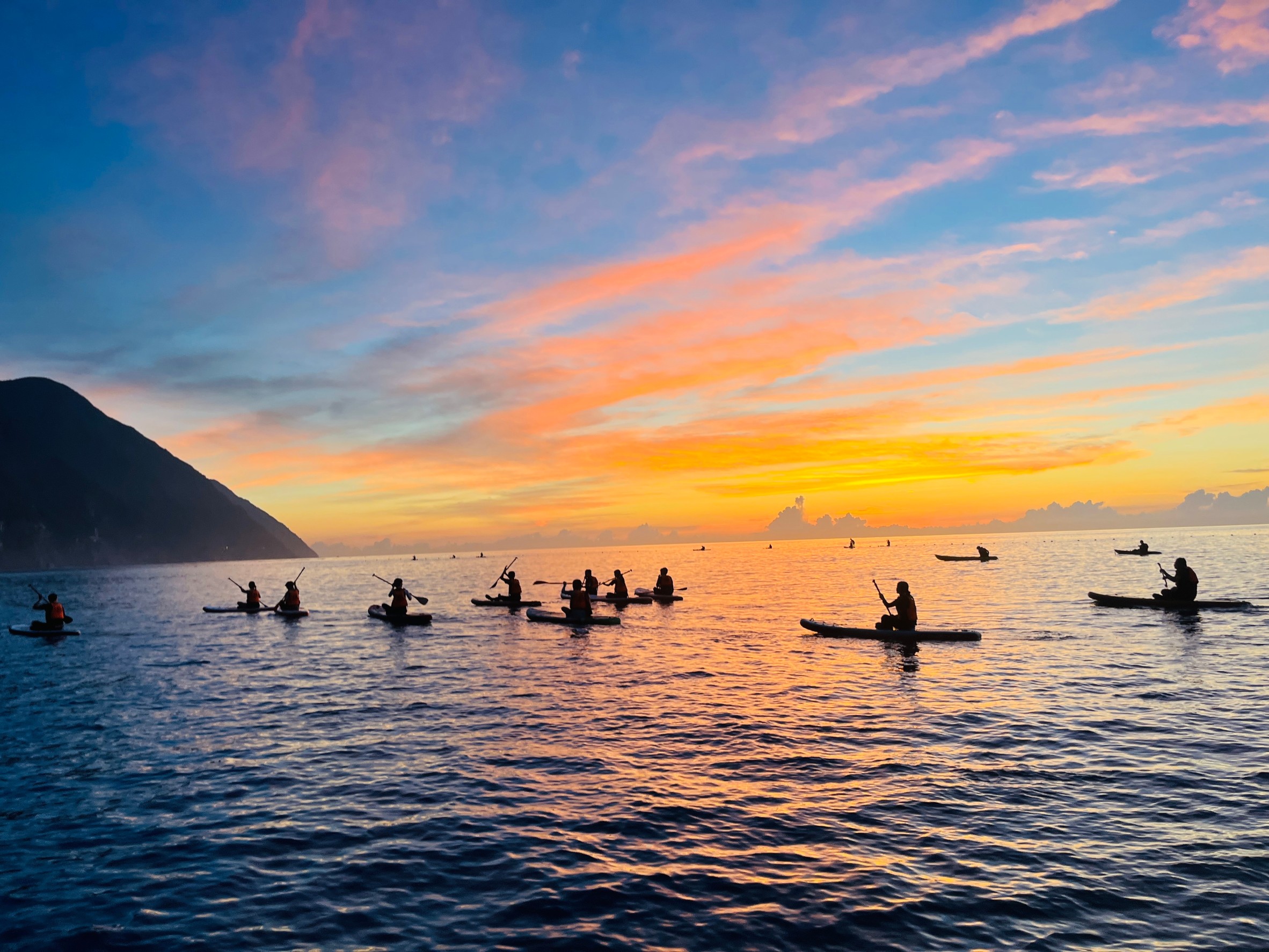 Hualien: Qingshui Cliff SUP/Canoe Water Sports Experience