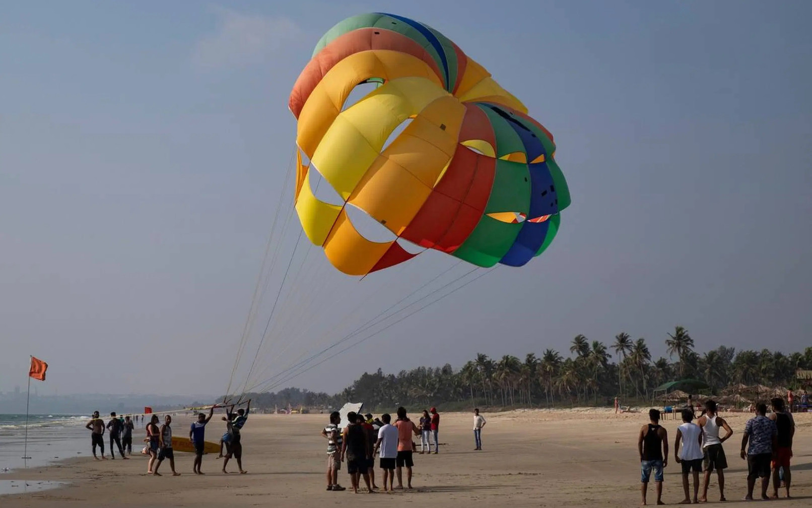 South Goa: Parasailing