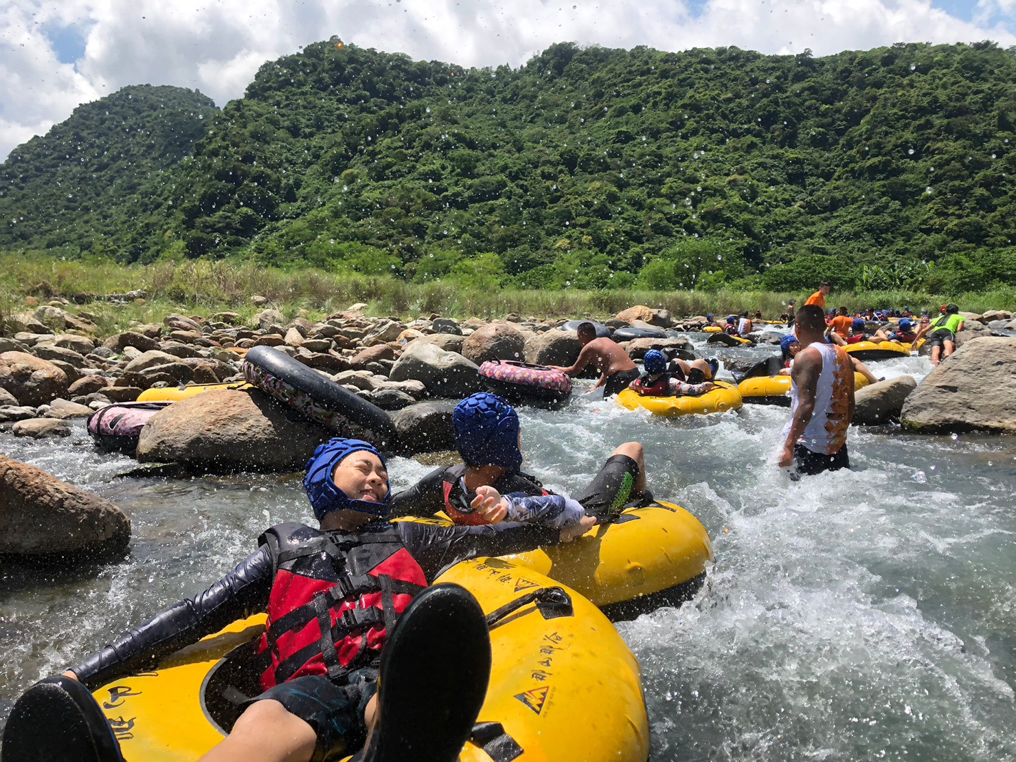 Yilan: River Tubing Experience at Na Sun Na Gu 