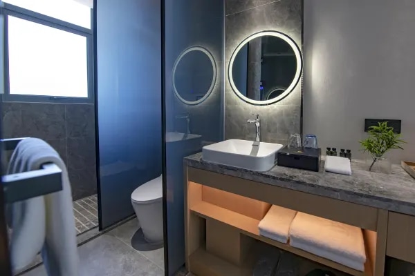 Hotel room interior environment display map