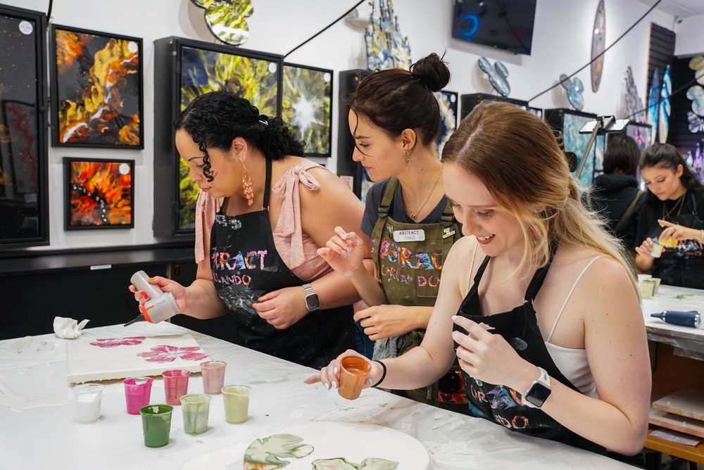 奧蘭多流體畫體驗課 (Fluid Art Class Experience in Orlando)