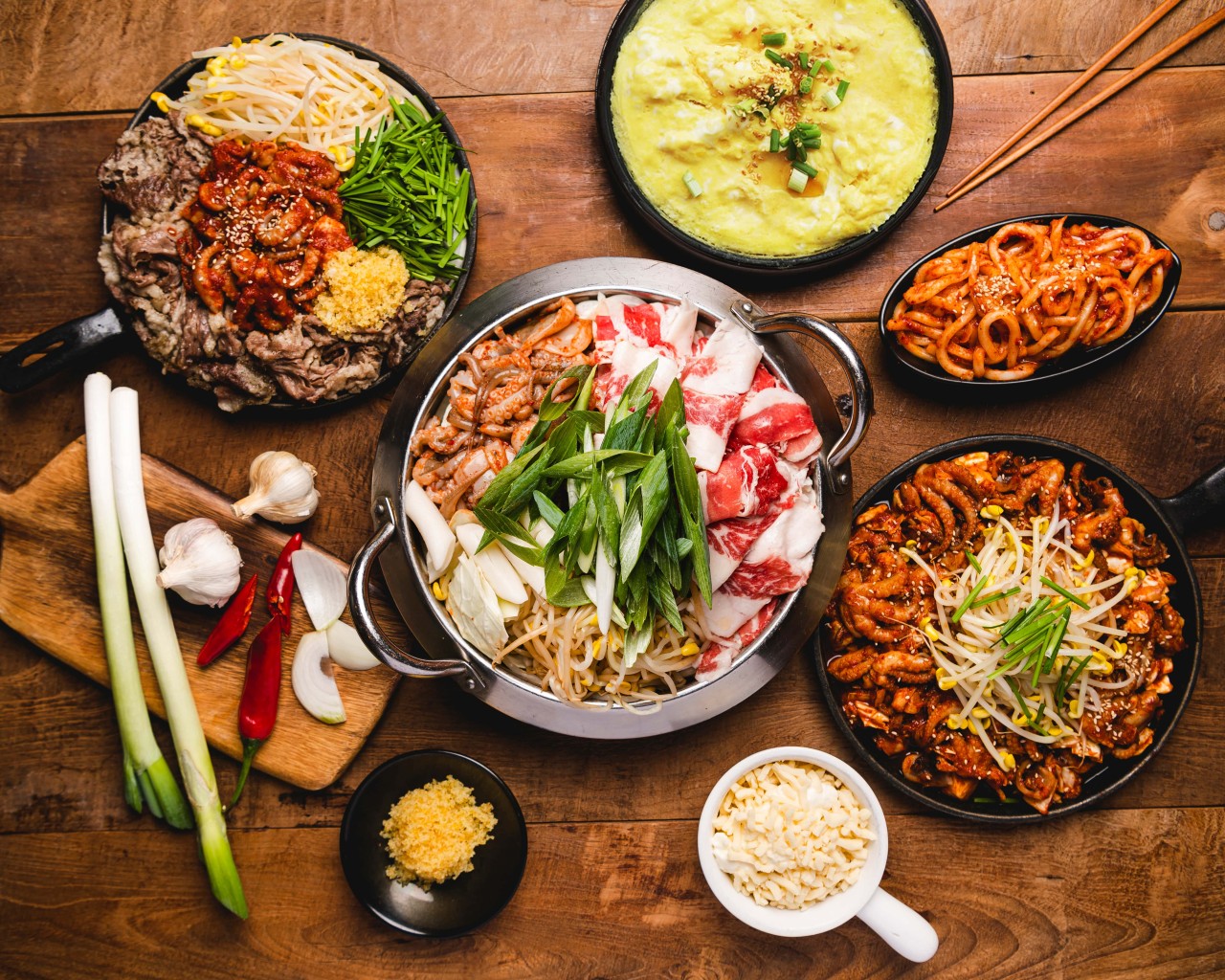 鐵板炒章魚新沙店 (Chadolbakkin Jjukkumi Seolleung Branch)