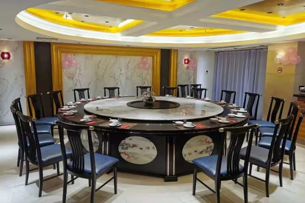 Hotel restaurant environment display map