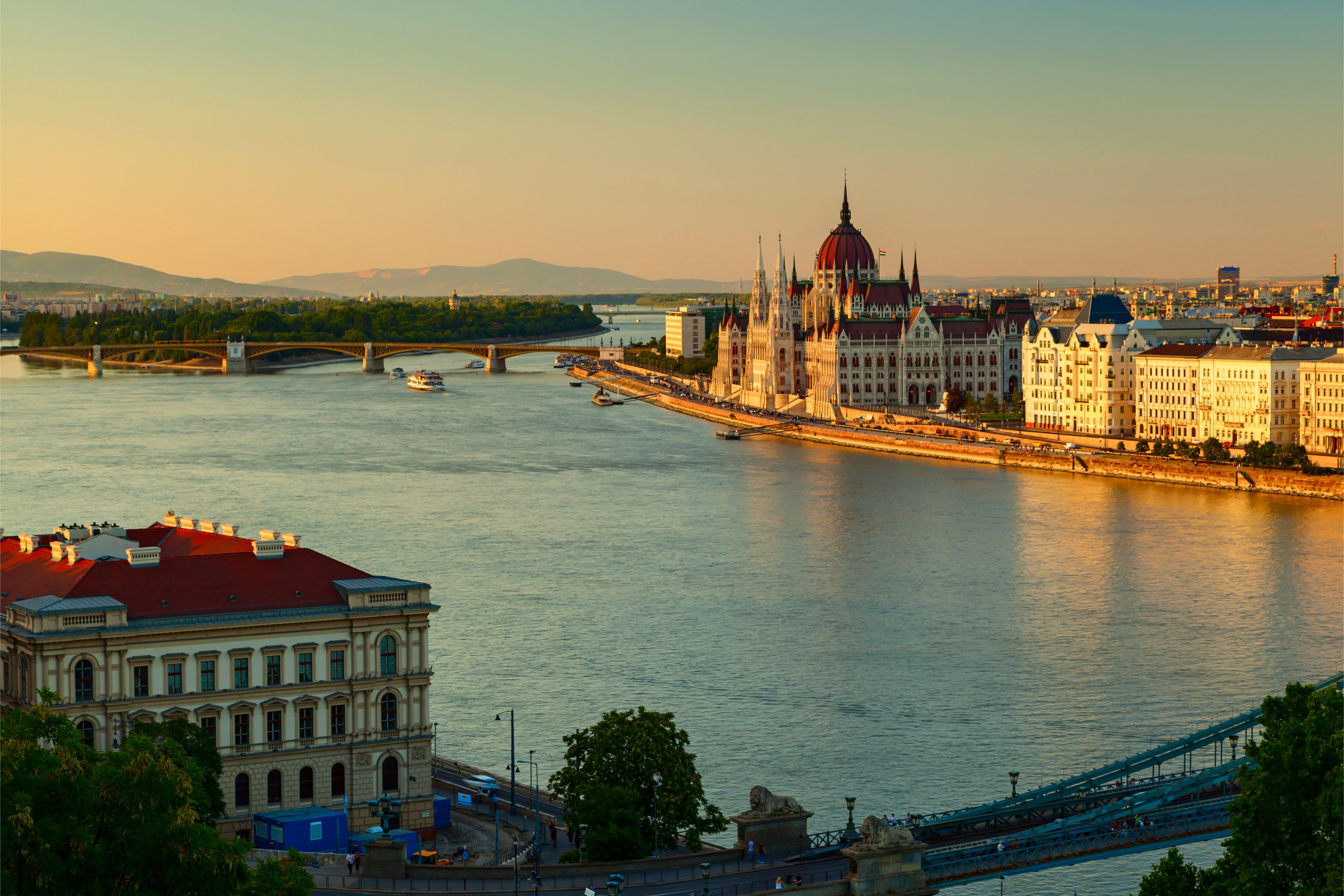 Budapest Day Tour from Vienna