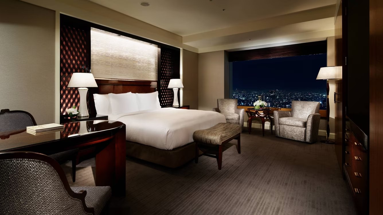 The Ritz Carlton Tokyo : 2 Nights Stay at 5 Stars Luxury Hotel + Free Airport Transfer