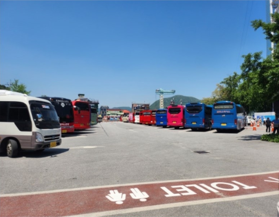 Nami Island parking lot