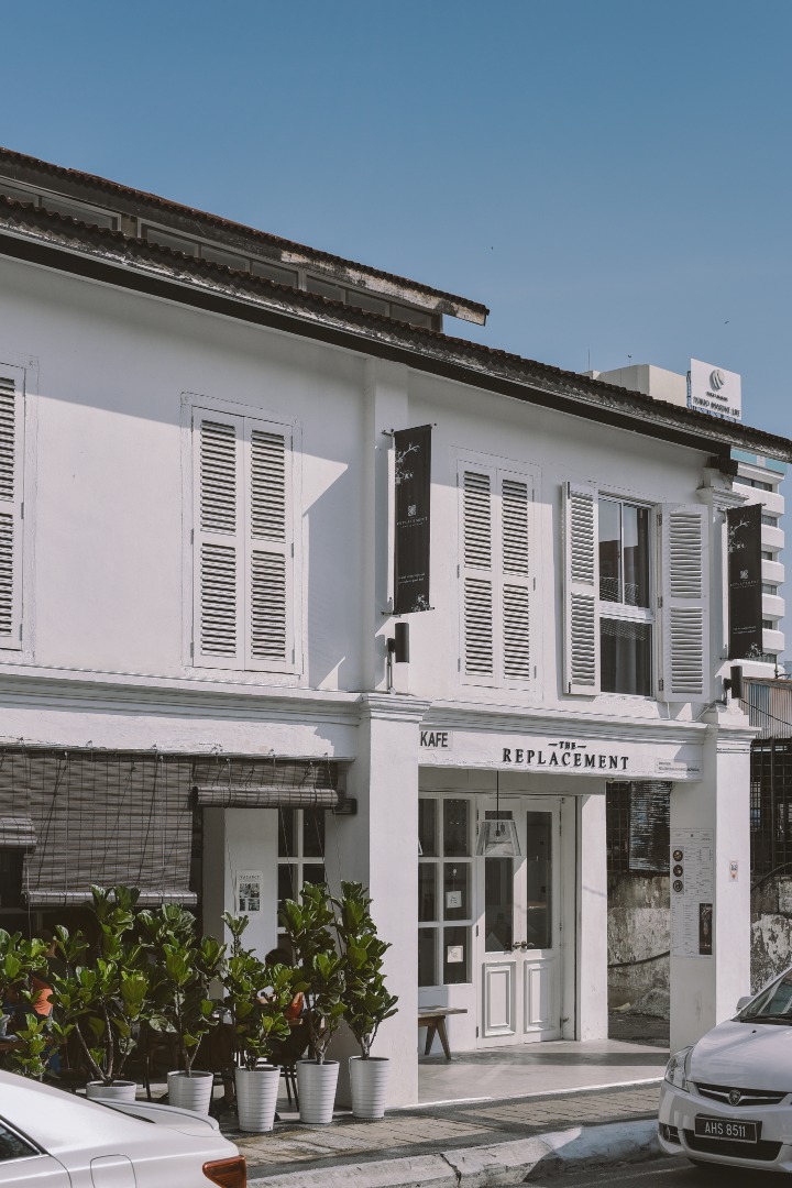 The Replacement Lodge & Kitchen（新山的替代小屋和廚房）