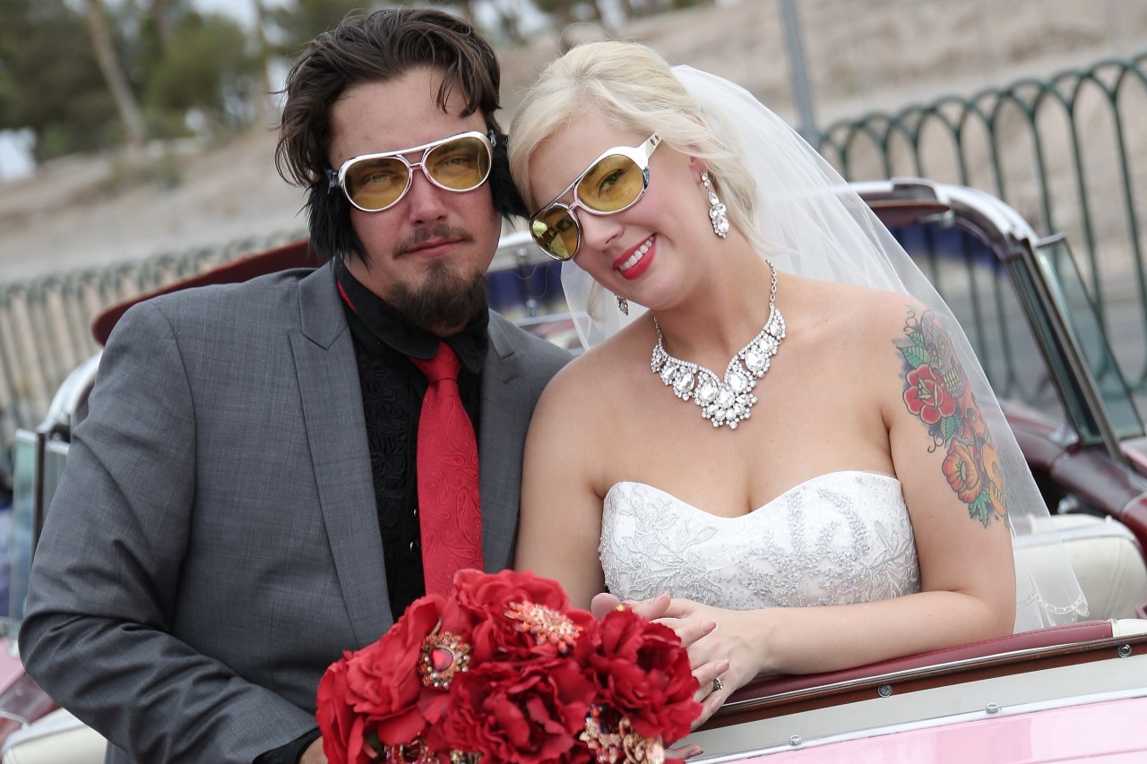 Las Vegas Pink Cadillac and Elvis Photo Tour