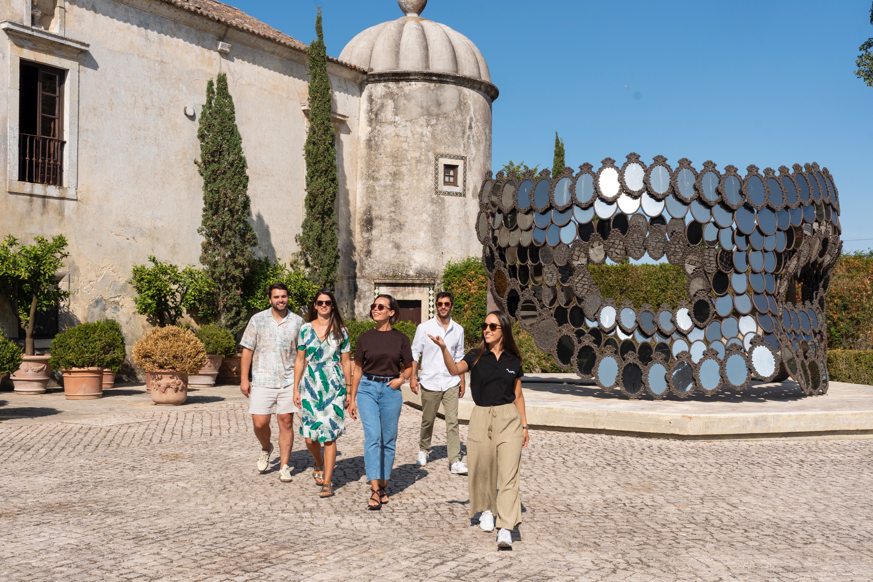 Winery Visit &amp; Setubal Fish Market Tour with Tasting from Lisbon