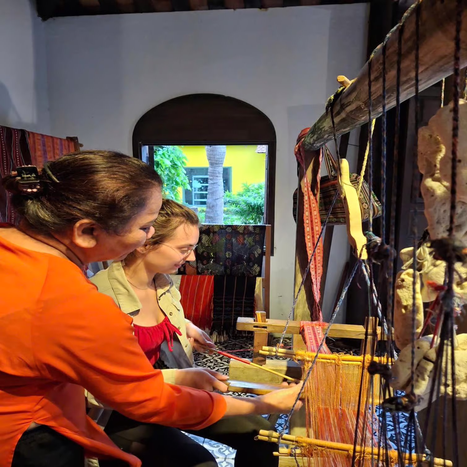 Silk Weaving Discovery In Hoi An Silk Village