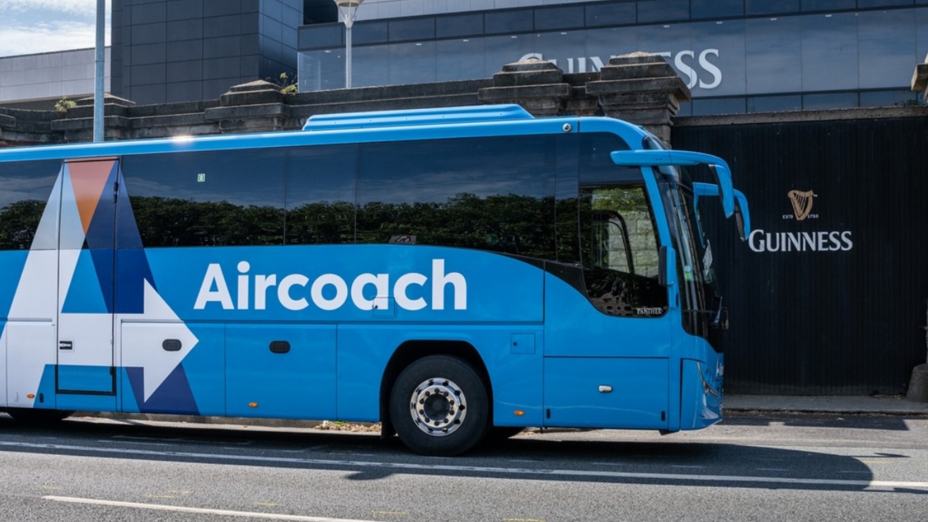 愛爾蘭航空公司貝爾法斯特國際機場接送服務