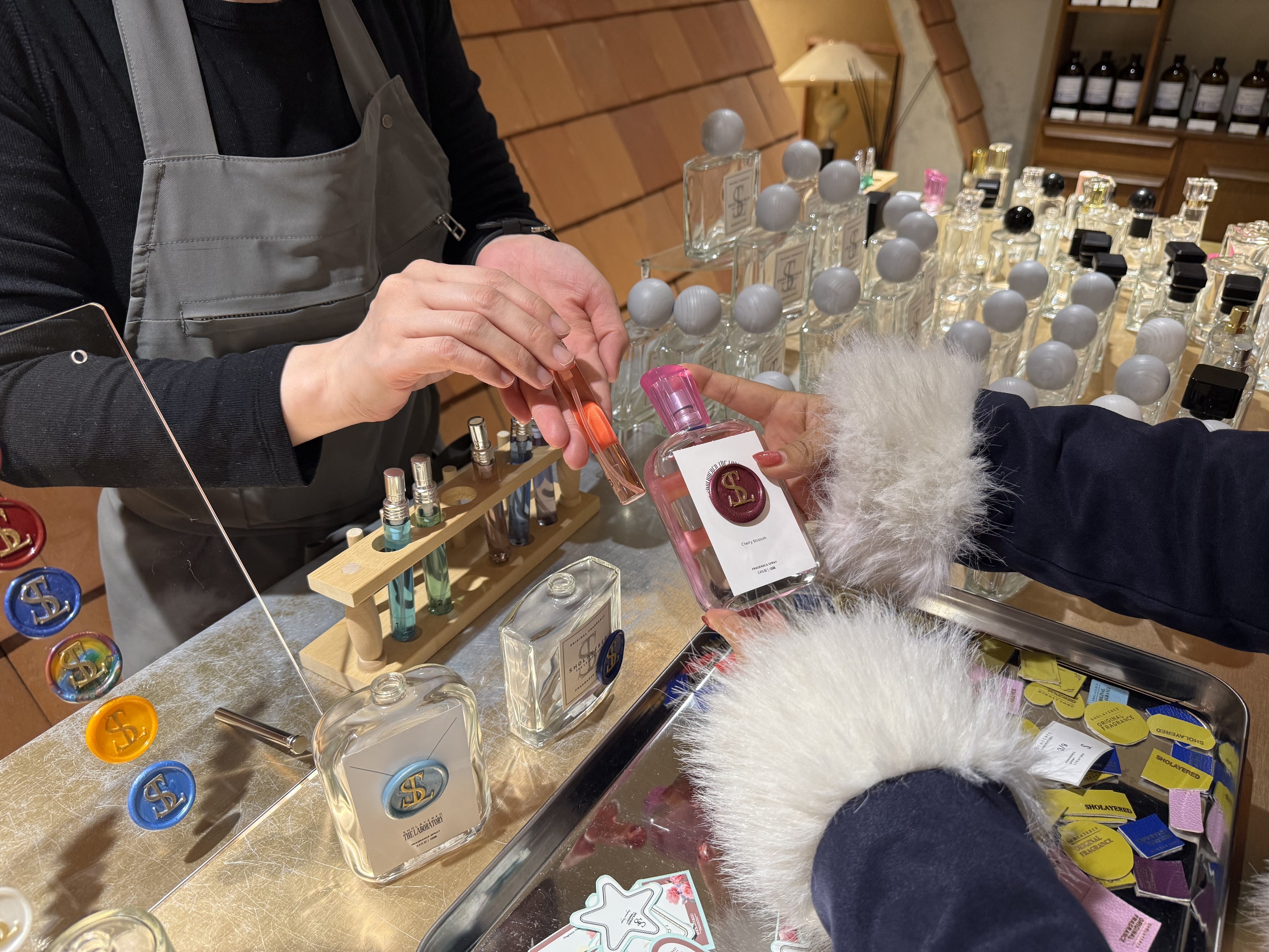 Tokyo: Custom Fragrance & Perfume Making Workshop (Shibuya)