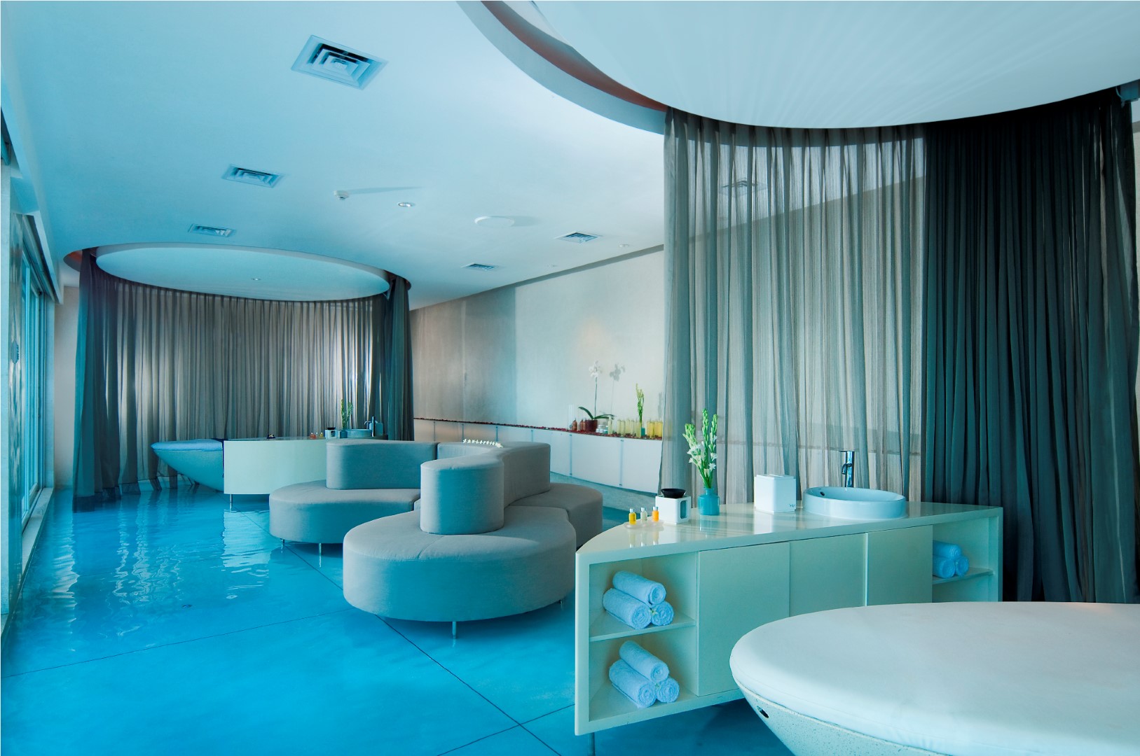 巴厘島懸崖酒吧 (The Edge Bali) 水療和浪漫晚餐套餐