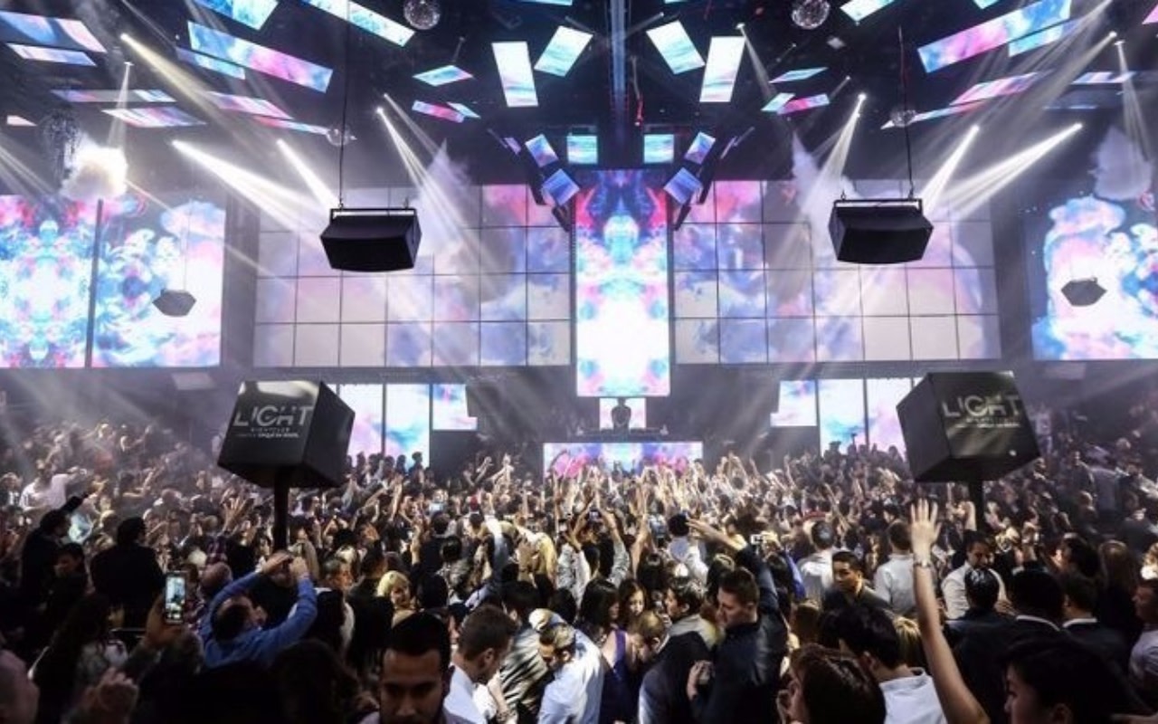 Fremont Bar Crawl Tour