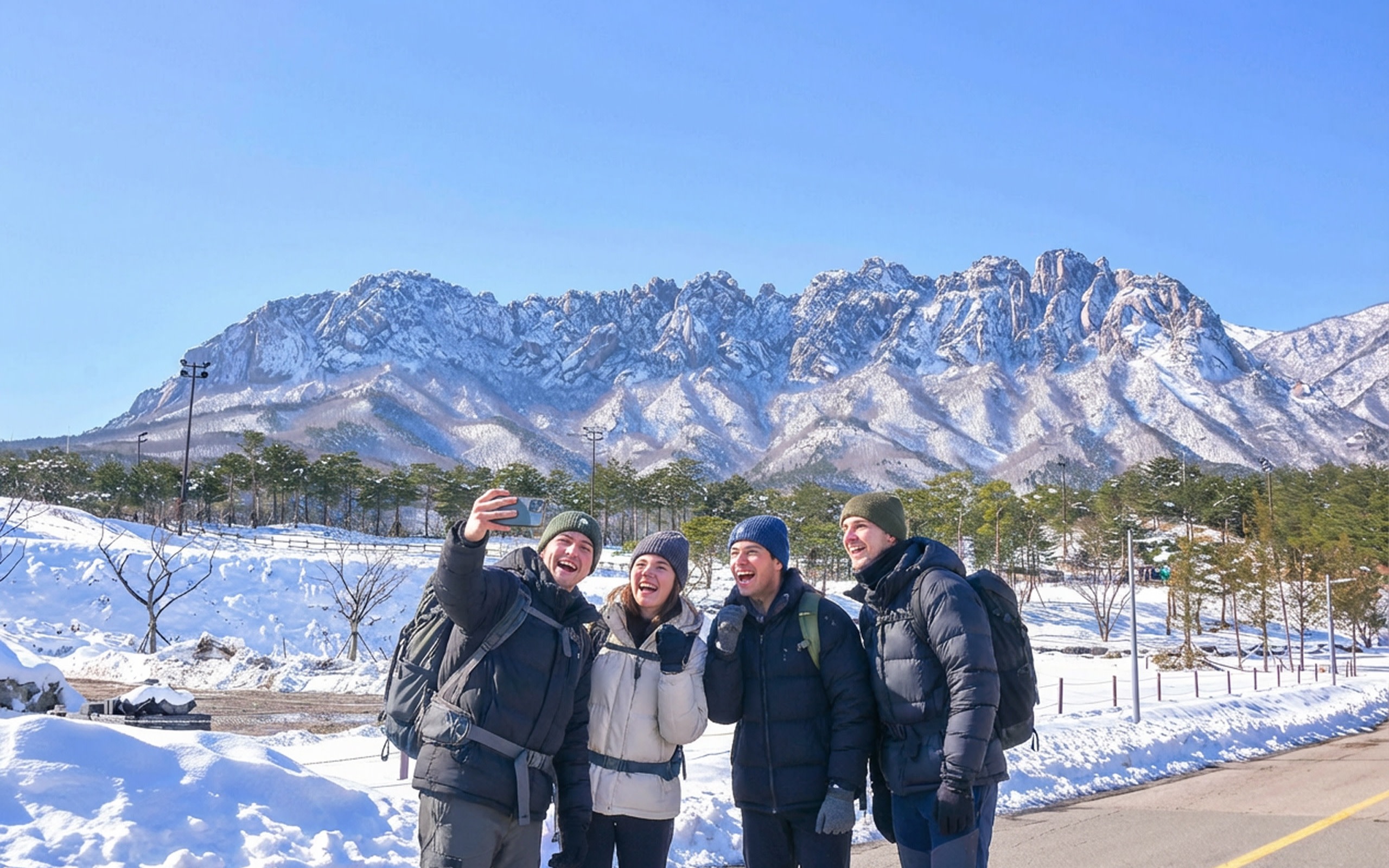[30% OFF] Mt. Seorak / Naksansa Temple Day Tour from Seoul