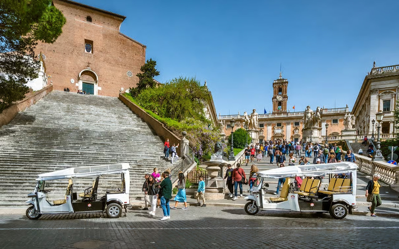 Rome Colosseum & Trevi Fountain Half-Day Guided Tour