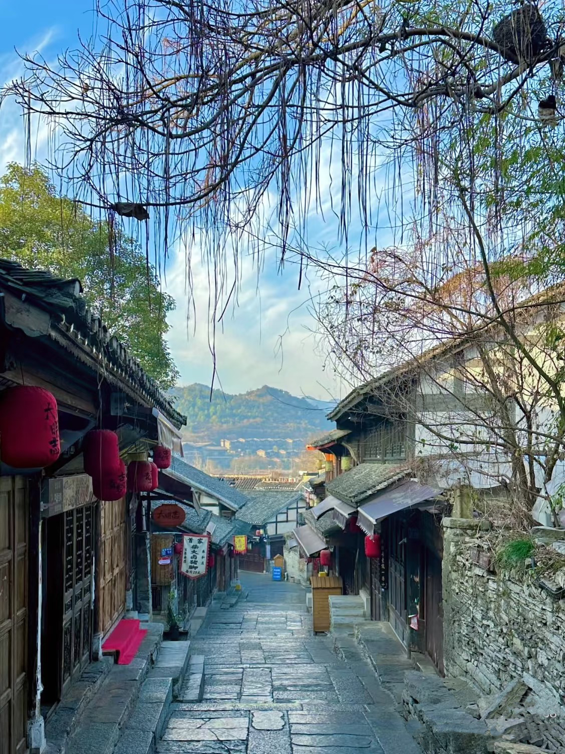 【櫻花限定】貴州平壩櫻花3日（青巖狀元府邸文凡花間堂+黃果樹匠廬·閱山+貴陽往返+萬畝平壩櫻花園+亞洲第一大瀑布黃果樹瀑布）