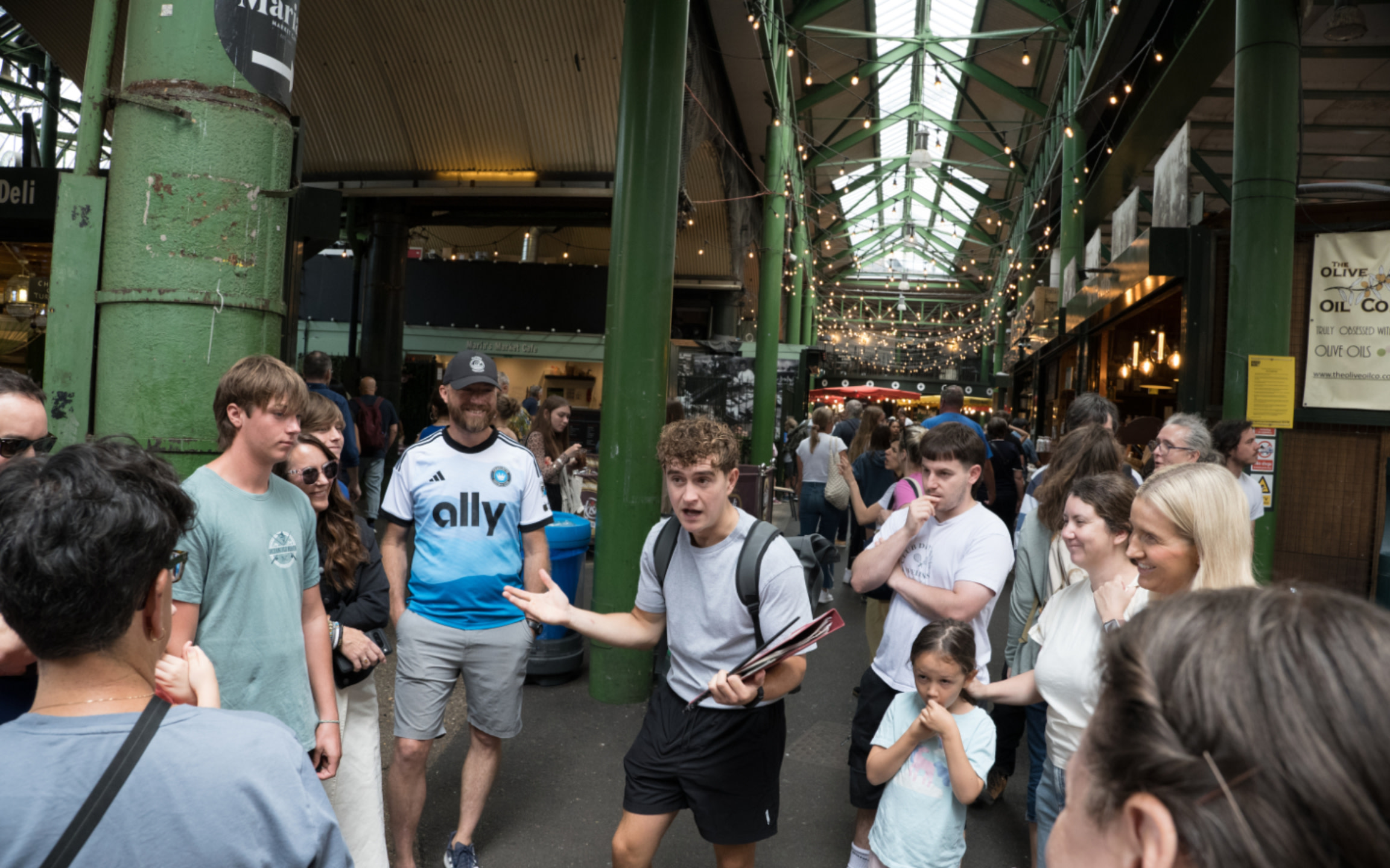 參加小團冒險，發掘隱藏在眼前的經典哈利波特地標