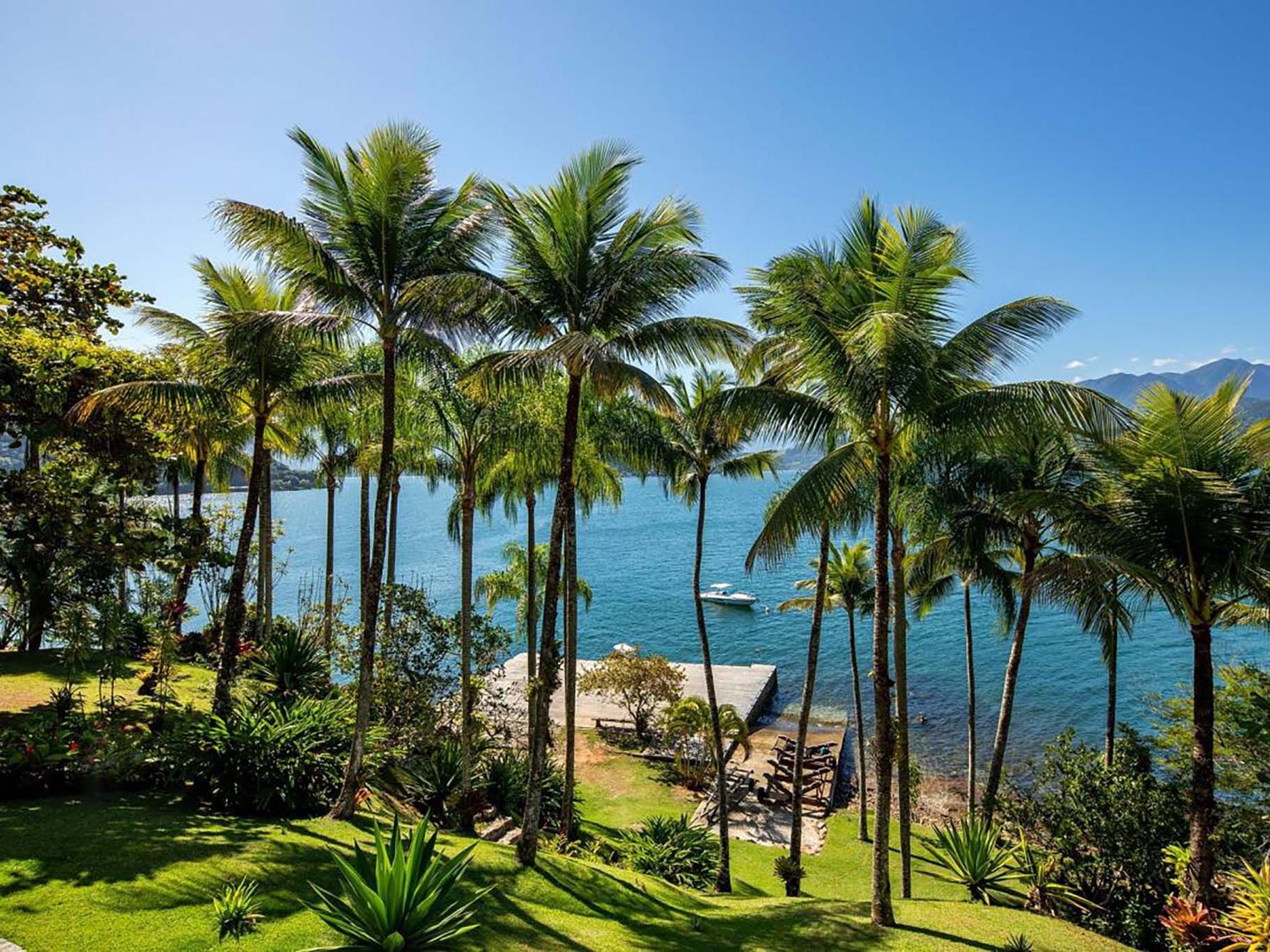 Full Tour of Angra dos Reis & Ilha Grande by Boat