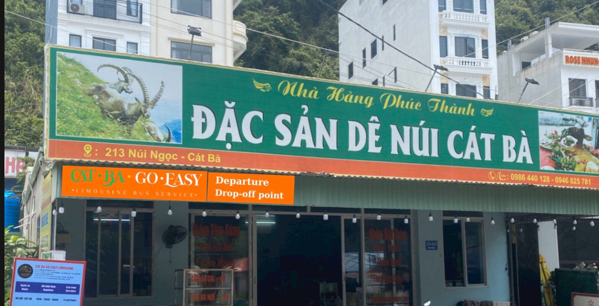Departure and drop off point in Cat Ba