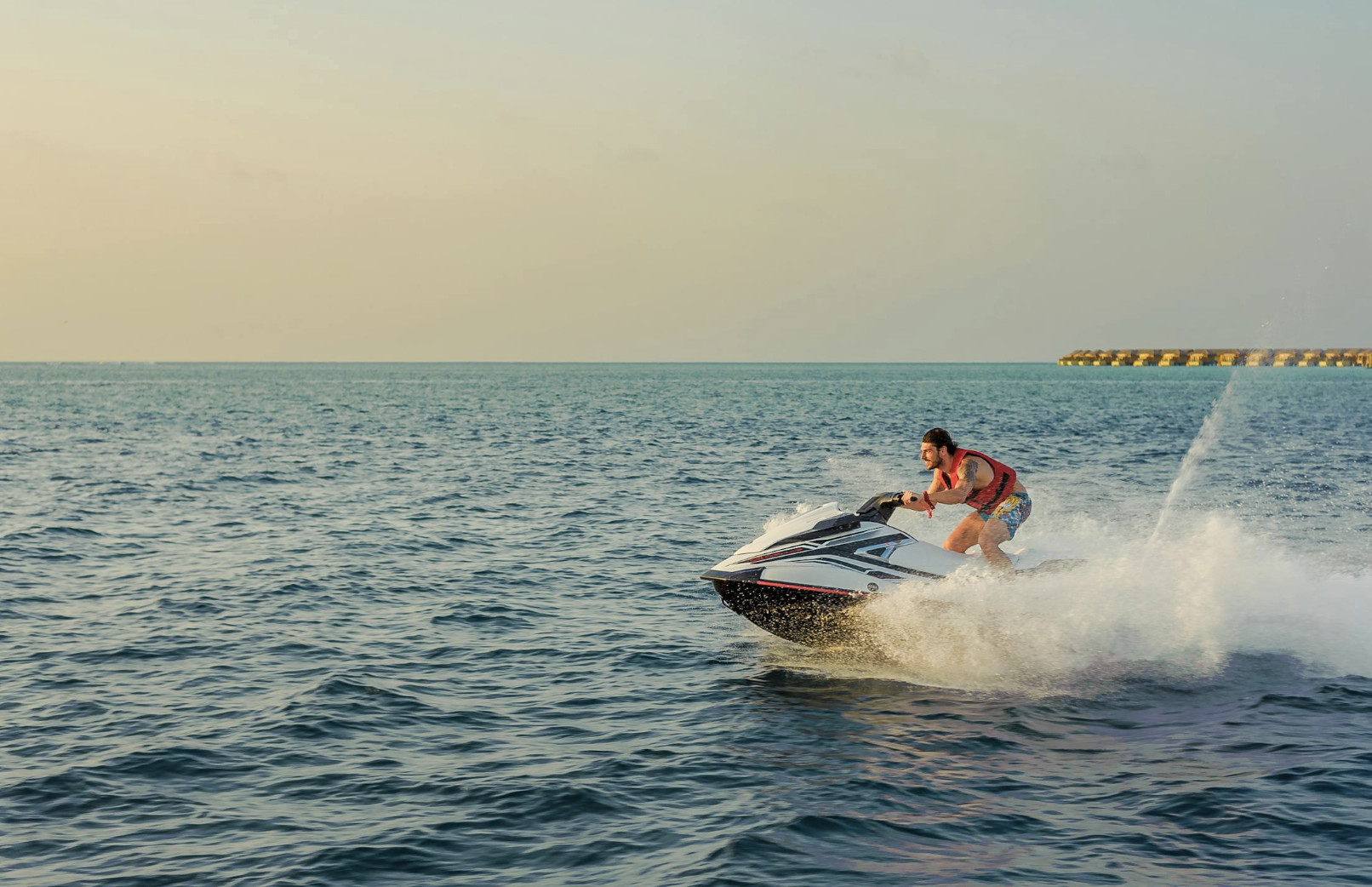 Vagator Beach: Parasailing & Water Adventure Package