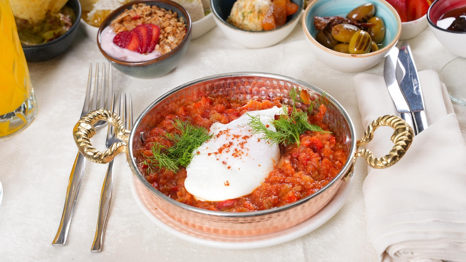 Traditional Turkish Breakfast and Bosphorus Cruise