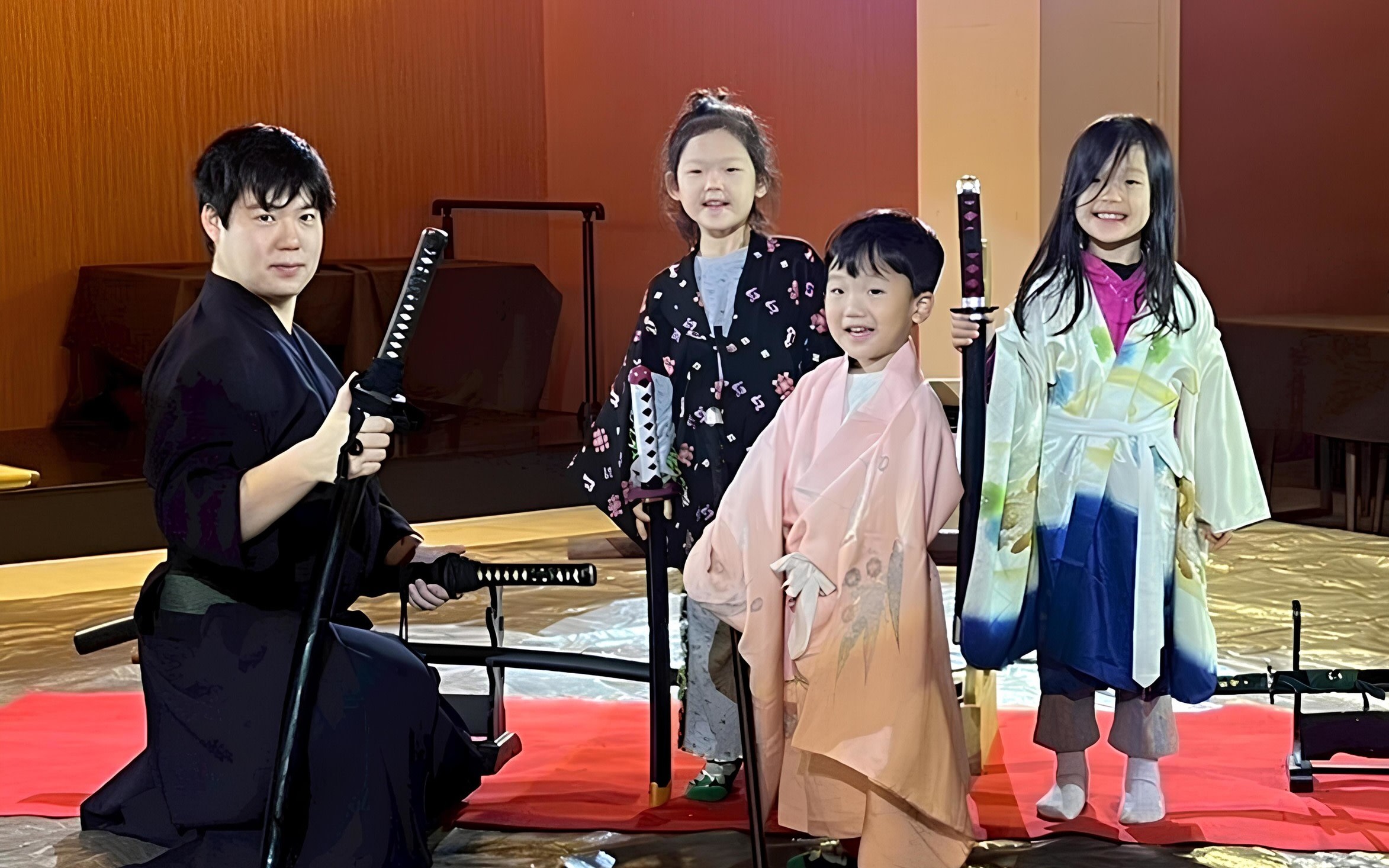 Osaka: Learn and experience the authentic samurai spirit.