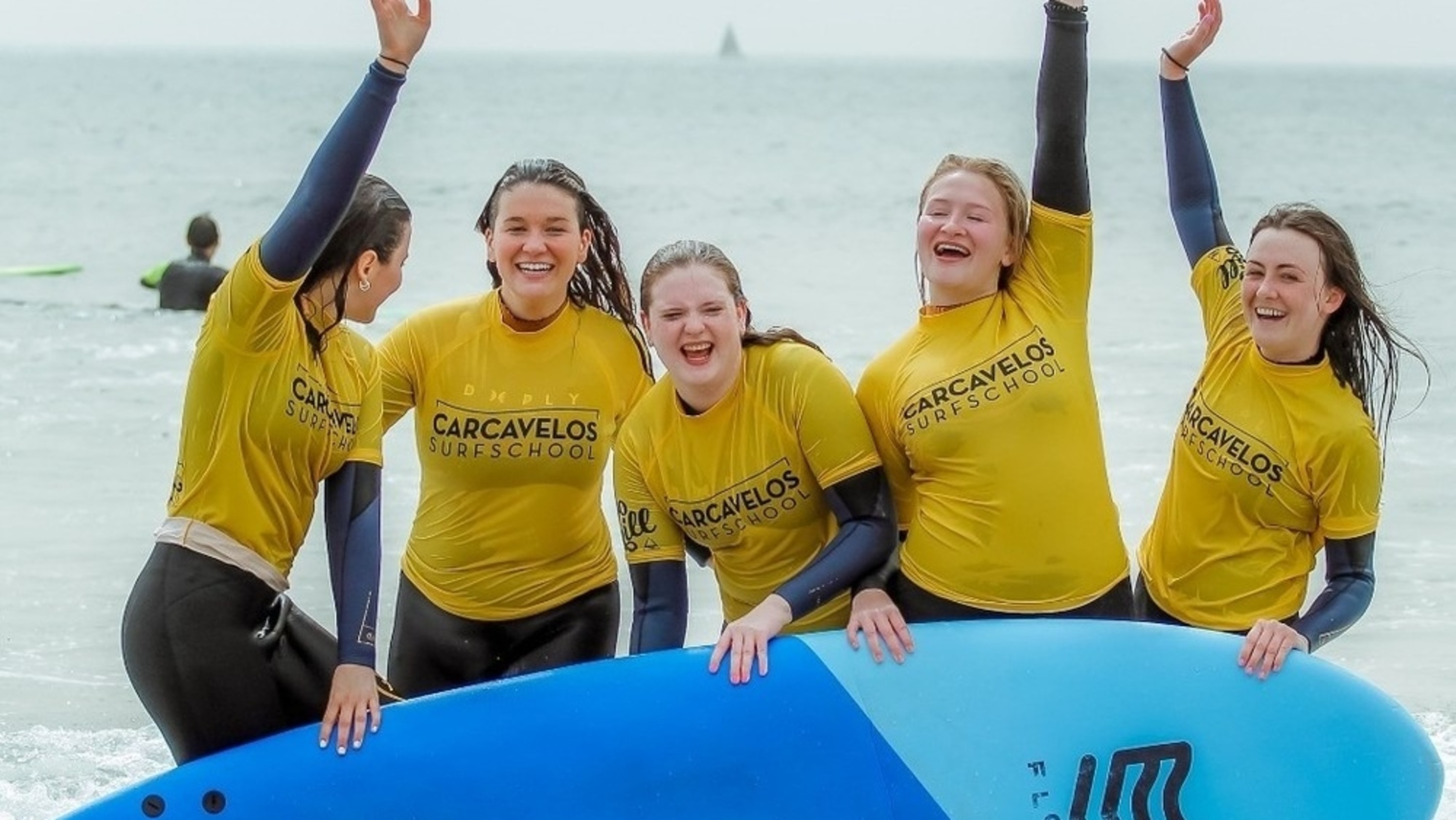 Surf lesson experience in Lisbon by Carcavelos Surf School