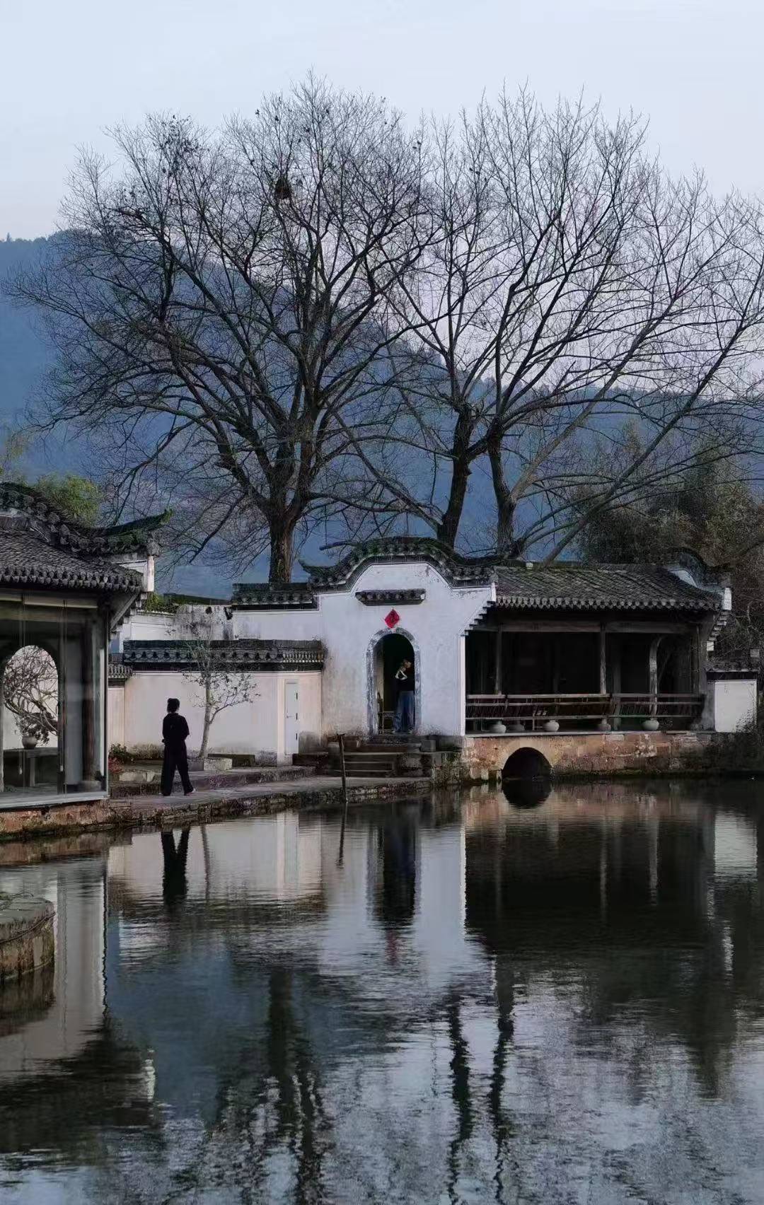 Huimo Jiangnan 5-Day Tour (Lingyin Temple + Feilai Peak + West Lake Boat + Huangshan + Huizhou Architecture + Mountaintop Afternoon Tea)