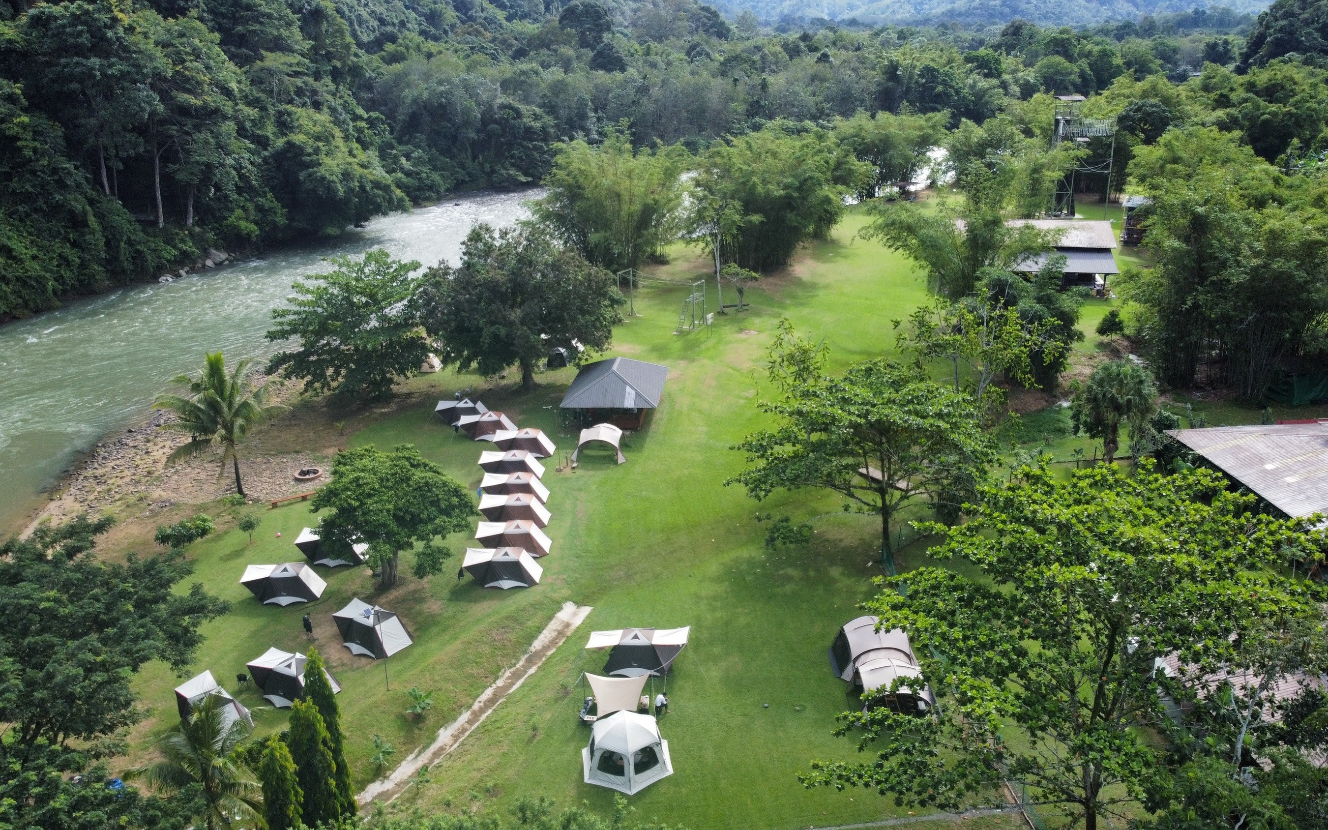 Riverbug Kiulu White Water Rafting in Sabah