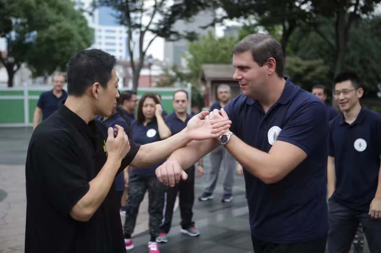Shanghai Half-Day: Morning Kung Fu & Soup Dumpling Masterclass