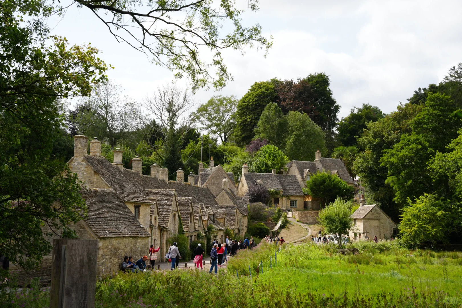 Cotswolds Full-Day Small Group Villages Exploration