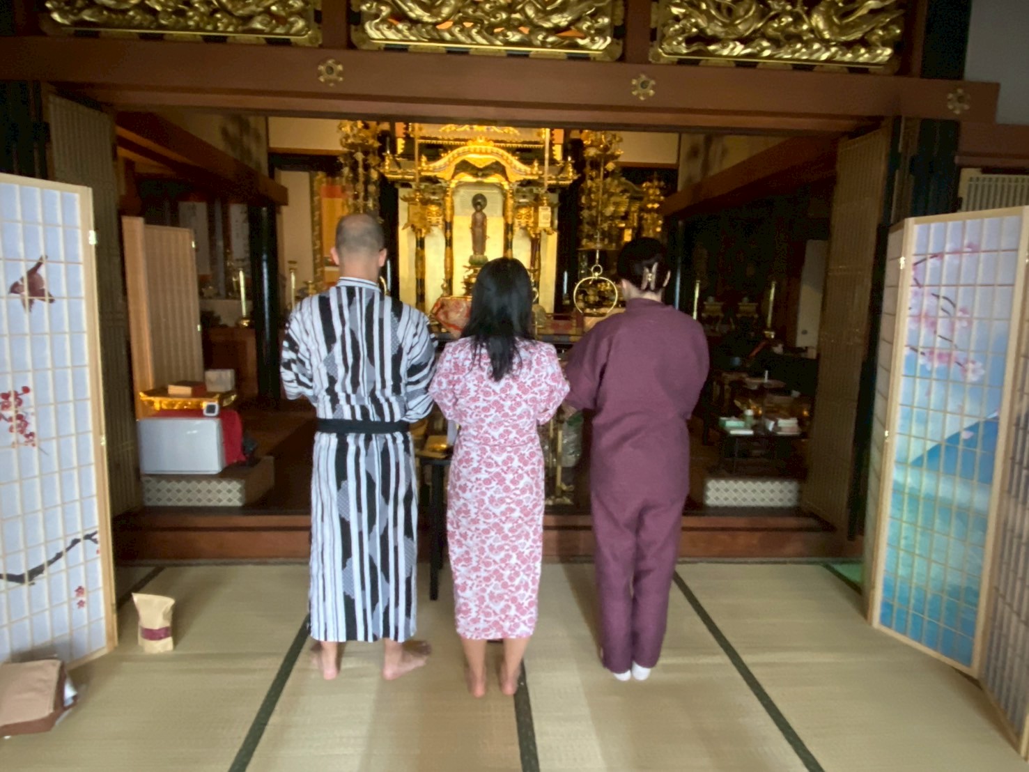 大阪：寺院芳香按摩、頭皮護理和臉部護理（180分鐘）