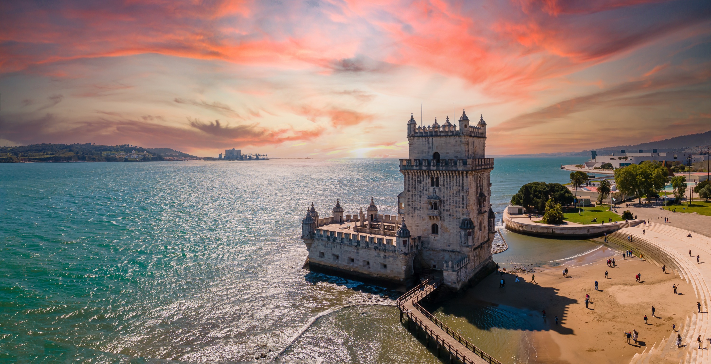 Lisbon Walking Tour, Belém Neighborhood, Tram and Boat Ride