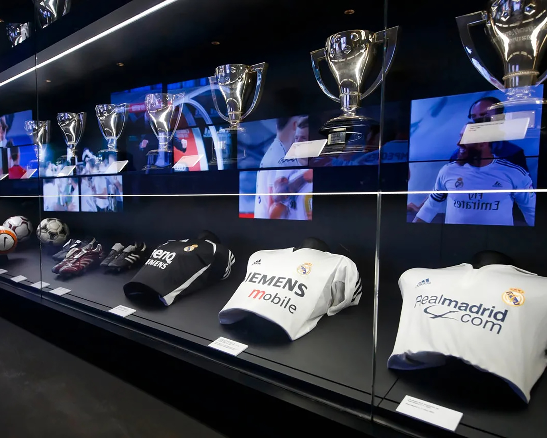 Explore the Legend: Santiago Bernabéu Tour