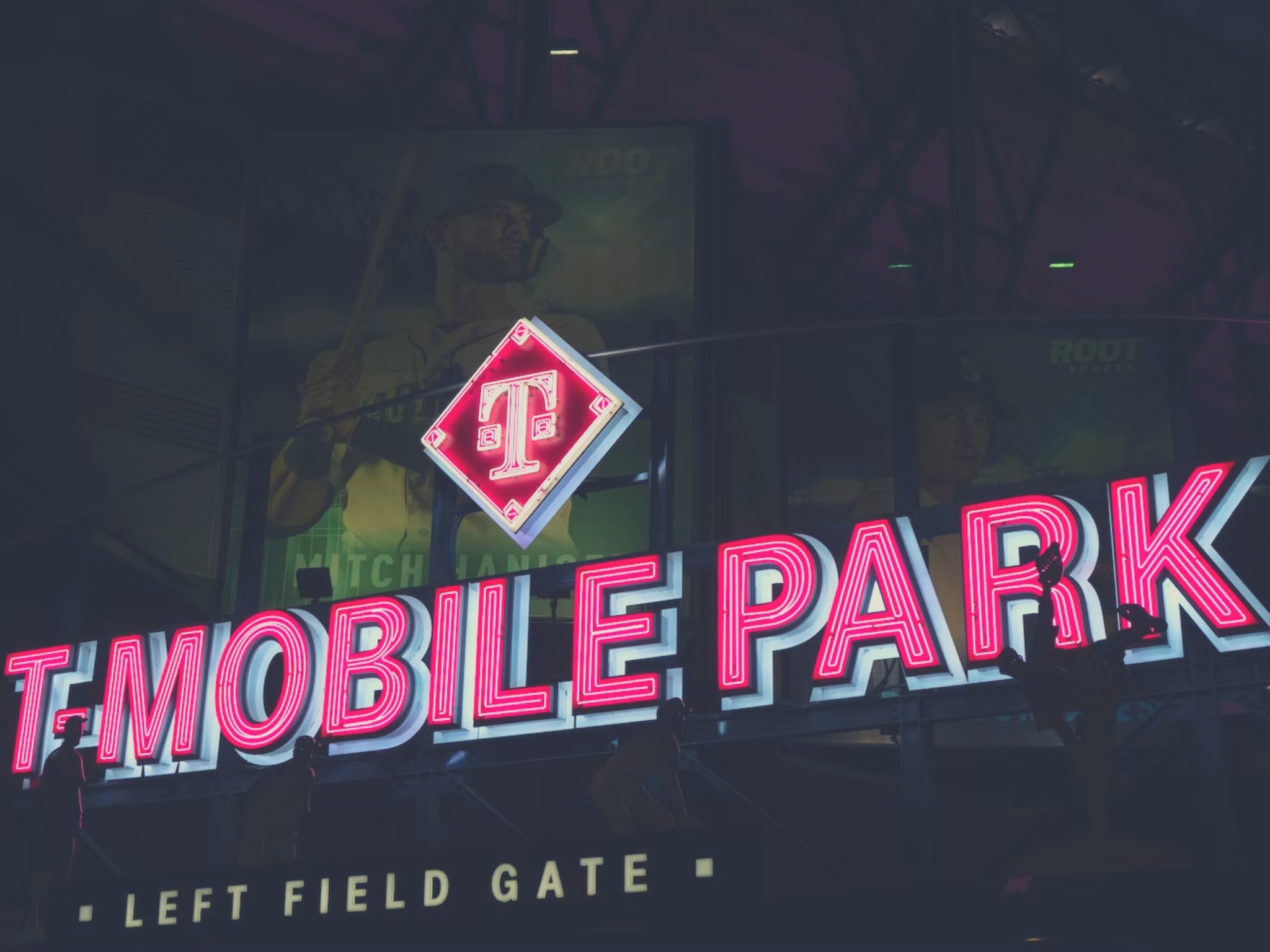 在 T-Mobile Park 觀看西雅圖水手隊的精彩比賽,享受難忘的 MLB 體驗! 在 T-Mobile Park 觀看西雅圖水手隊的精彩比賽,享受難忘的 MLB 體驗!